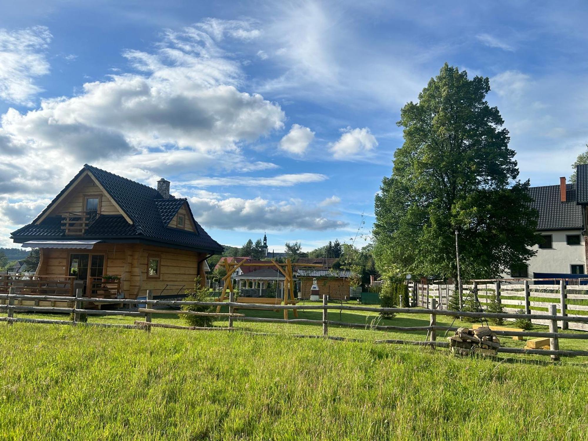 Sloneczna Chata Z Bali Ladek-Zdroj Exterior photo
